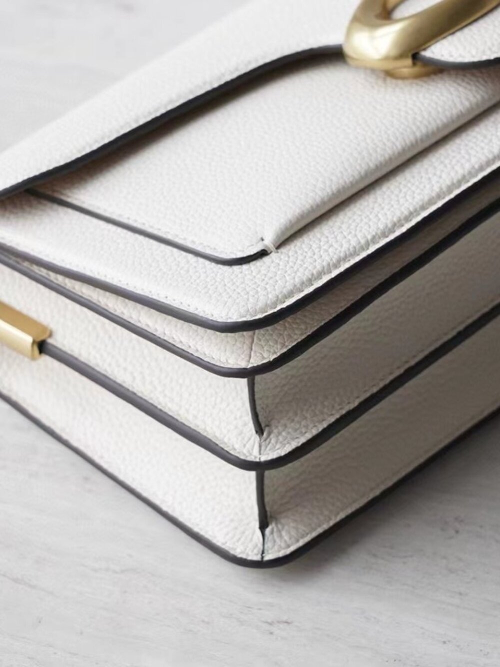 Coach Tabby 26 Shoulder Bag Crossbody Leather Authentic - Picture 3 of 5